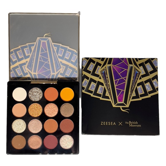 NIB Eyeshadow Palette 16 Shades Compact with Mirror Matte Shimmer Glitter Shades - Picture 3 of 7